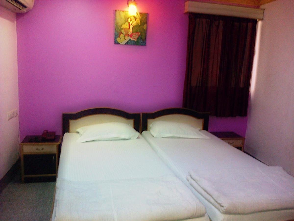 Hotel Mega Palace Patna  Exterior photo