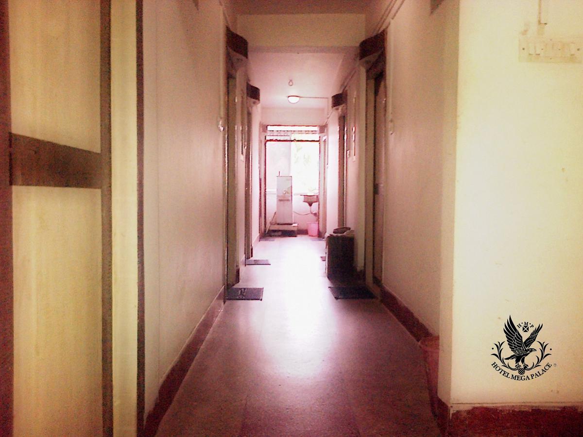 Hotel Mega Palace Patna  Exterior photo